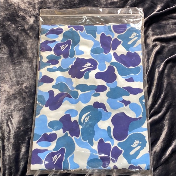 (BATHING APE) BAPE long sleeve. - Picture 2 of 5